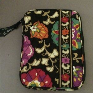 Vera Bradley Ipad case holder great condition 🥀